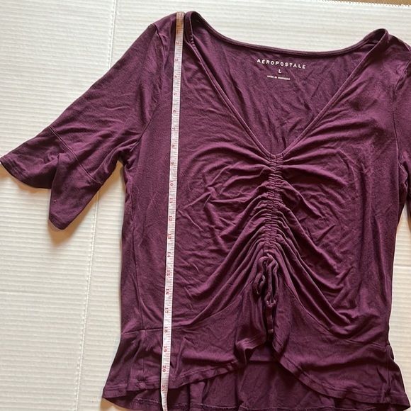 Aeropostale-large-plum cinch front, cropped blouse. V-neck top. Drawstring. - Picture 7 of 8
